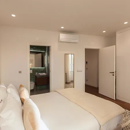 Flh Gloria 70 Apartment Lissabon
