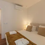Flh Gloria 70 Apartment *